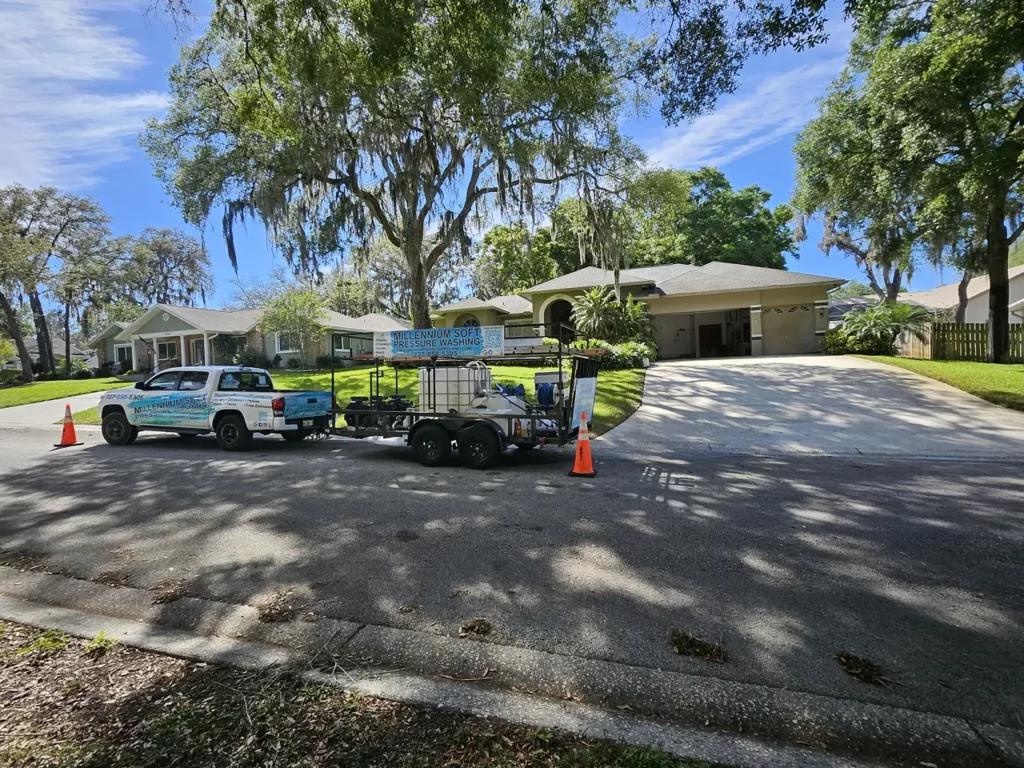 5 Benefits of Professional Algae Removal for Your Home Exterior soft pressure washing palm harbor fl