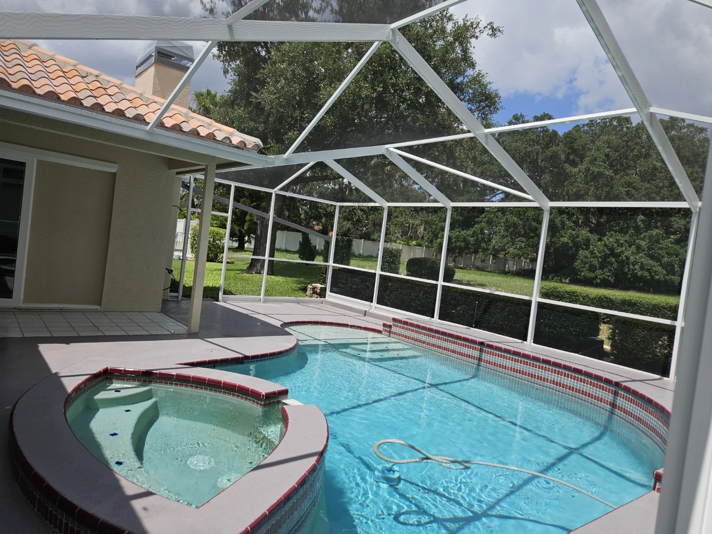 Pool Lanai Cleaning